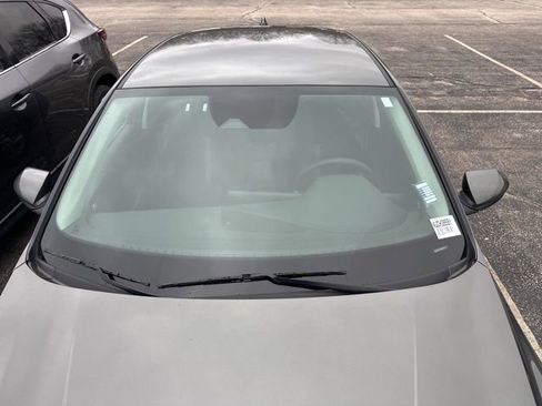 Used 2024 Hyundai Elantra SE image 8