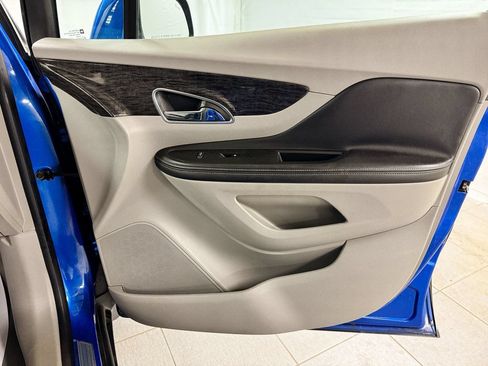 Used 2014 Buick Encore Convenience FWD image 17