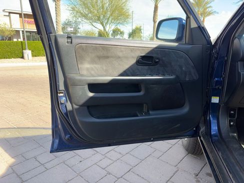 Used 2004 Honda CR-V EX image 7