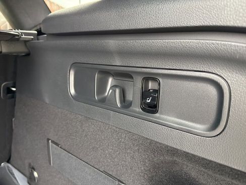 New 2026 Mercedes-Benz GLC 300 4MATIC image 29