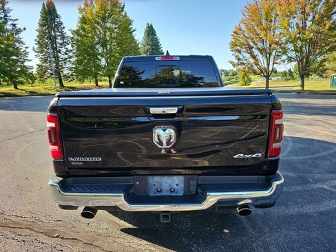Used 2020 RAM 1500 Laramie AWD/4WD image 5