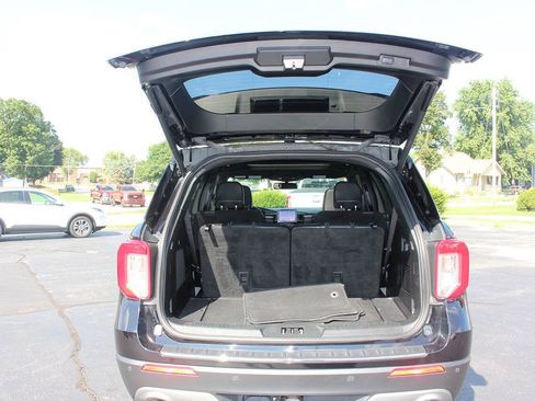Used 2020 Ford Explorer Limited w/ Class III Trailer Tow Package AWD/4WD image 6