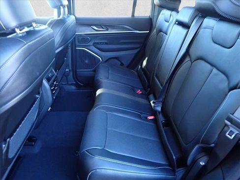 New 2026 Jeep Grand Cherokee Limited Reserve image 10