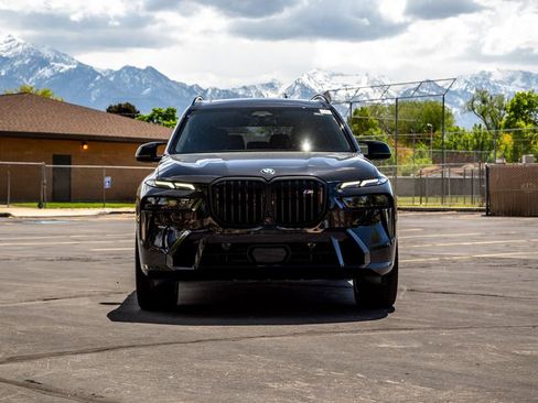 New 2026 BMW X7 M60i AWD/4WD image 8