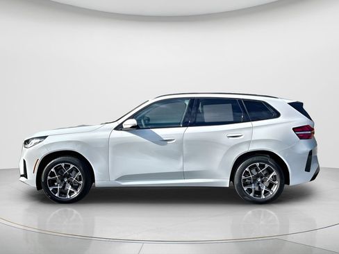 Certified 2026 BMW X3 xDrive30i w/ M Sport Package AWD/4WD image 10