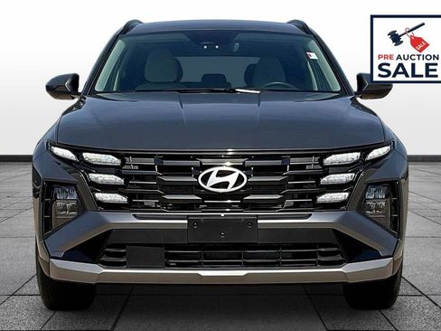Used 2025 Hyundai Tucson SEL FWD image 3