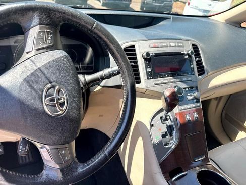 Used 2011 Toyota Venza AWD image 13