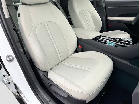 Used 2023 Hyundai Sonata SEL w/ Convenience Package FWD image 25