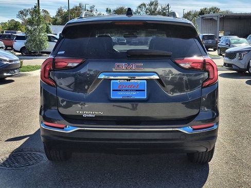 Used 2021 GMC Terrain SLT image 6