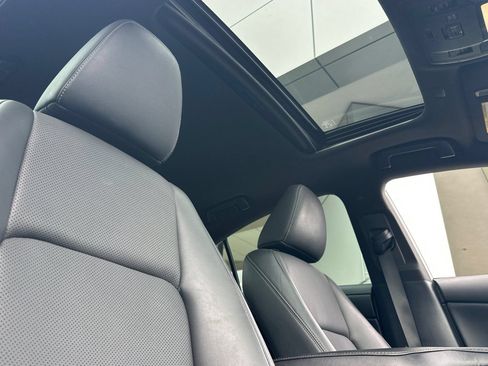 Certified 2023 Lexus IS 300 w/ Comfort Package RWD image 13