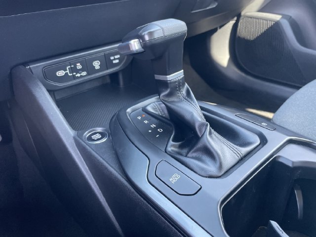 Used 2025 Kia K4 FWD image 20