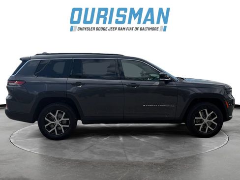 Used 2024 Jeep Grand Cherokee L Limited AWD/4WD image 7
