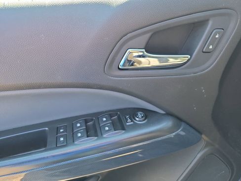 Used 2017 Chevrolet Colorado Z71 image 14