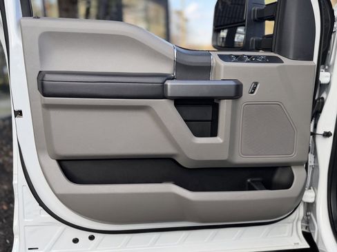 Used 2022 Ford F350 XLT image 27