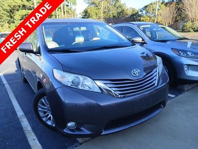 Used 2017 Toyota Sienna XLE