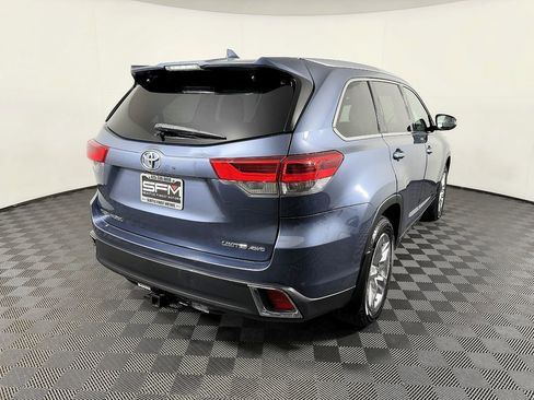 Used 2018 Toyota Highlander Limited image 9