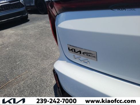 Certified 2025 Kia K4 GT-Line Turbo FWD image 9
