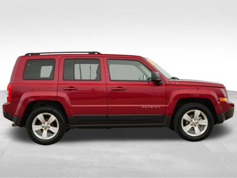 Used 2015 Jeep Patriot Sport w/ Power Value Group image 8