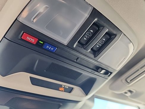 Certified 2025 Subaru Crosstrek 2.5i Limited w/ Popular Package #3A image 20