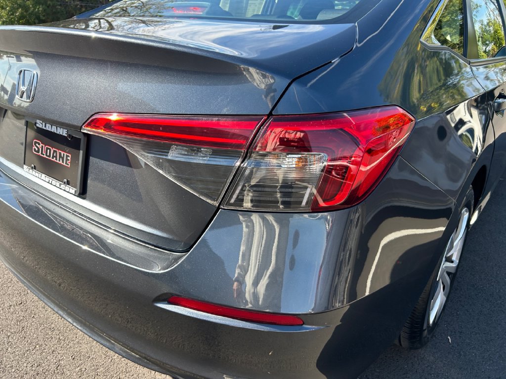 Used 2023 Honda Civic LX image 29