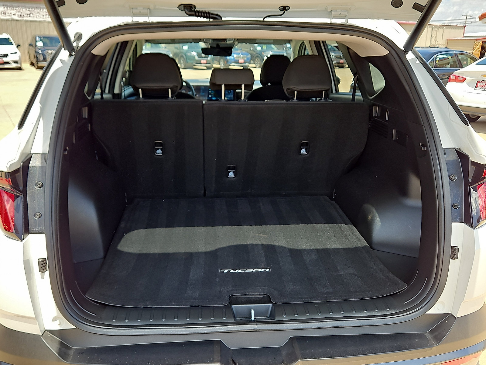 Used 2025 Hyundai Tucson SEL FWD image 6