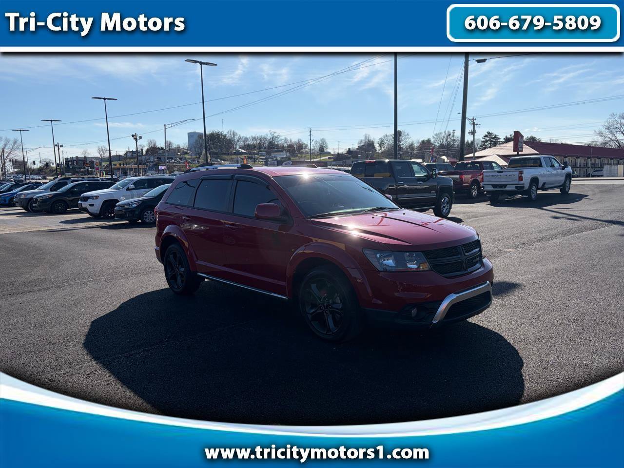 Used 2018 Dodge Journey Crossroad AWD/4WD image 1