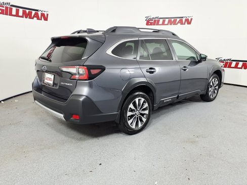 Used 2025 Subaru Outback Limited AWD/4WD image 5