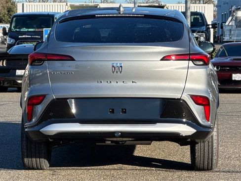 New 2026 Buick Envista Sport Touring image 5