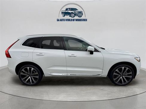 Used 2023 Volvo XC60 B5 Ultimate w/ Protection Package Premier image 6