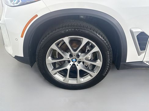 Used 2026 BMW X5 sDrive40i RWD image 38