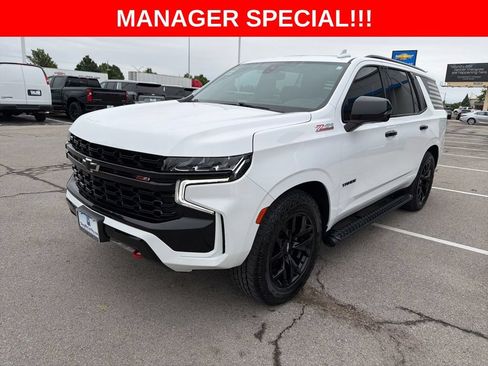 Used 2022 Chevrolet Tahoe Z71 w/ Z71 Off-Road Package AWD/4WD image 7
