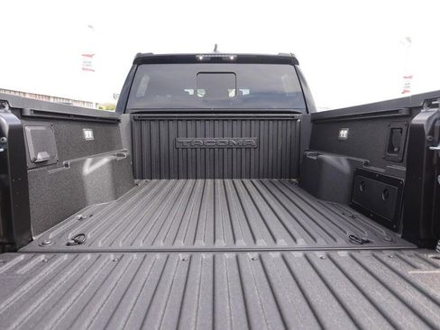 New 2026 Toyota Tacoma TRD Off-Road AWD/4WD image 7
