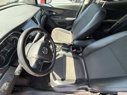 Used 2018 Buick Encore Preferred FWD image 5