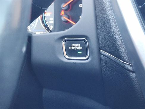 Used 2021 GMC Acadia SLT w/ Technology Package image 21