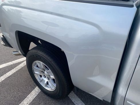 Used 2017 Chevrolet Silverado 1500 LT w/ All Star Edition AWD/4WD image 10