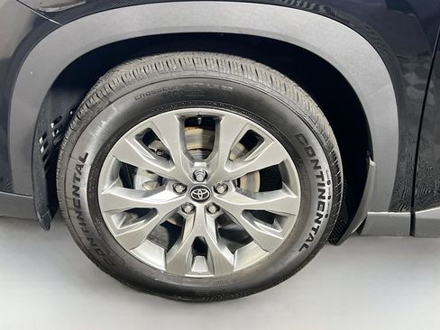 Used 2025 Toyota Grand Highlander AWD Hybrid image 13