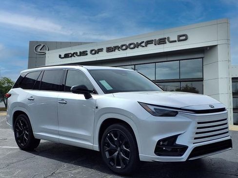 New 2026 Lexus TX 500h AWD image 1