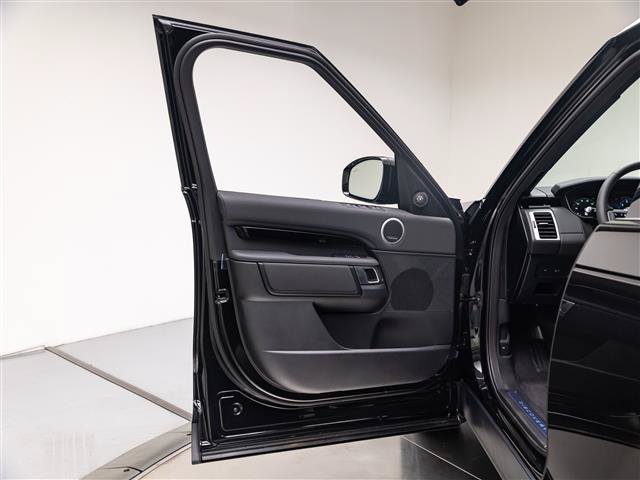 New 2026 Land Rover Discovery S AWD/4WD image 24