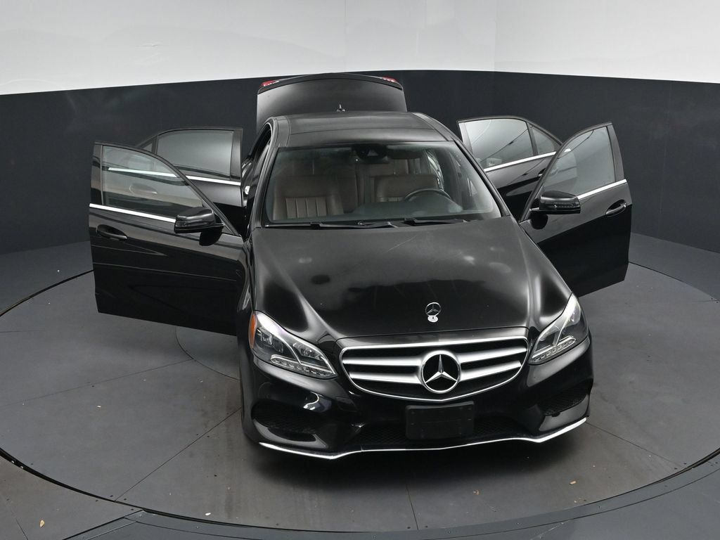 Used 2016 Mercedes-Benz E 350 4MATIC Sedan image 52
