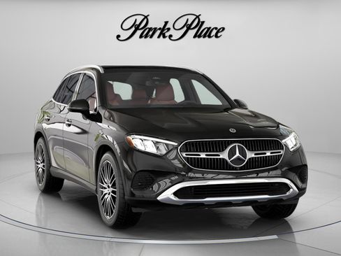 Used 2023 Mercedes-Benz GLC 300 image 34