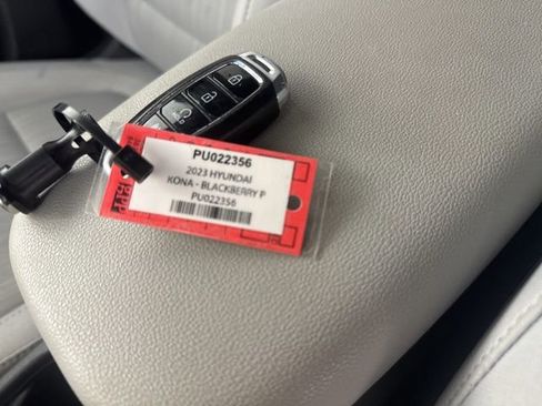 Used 2023 Hyundai Kona SEL image 30