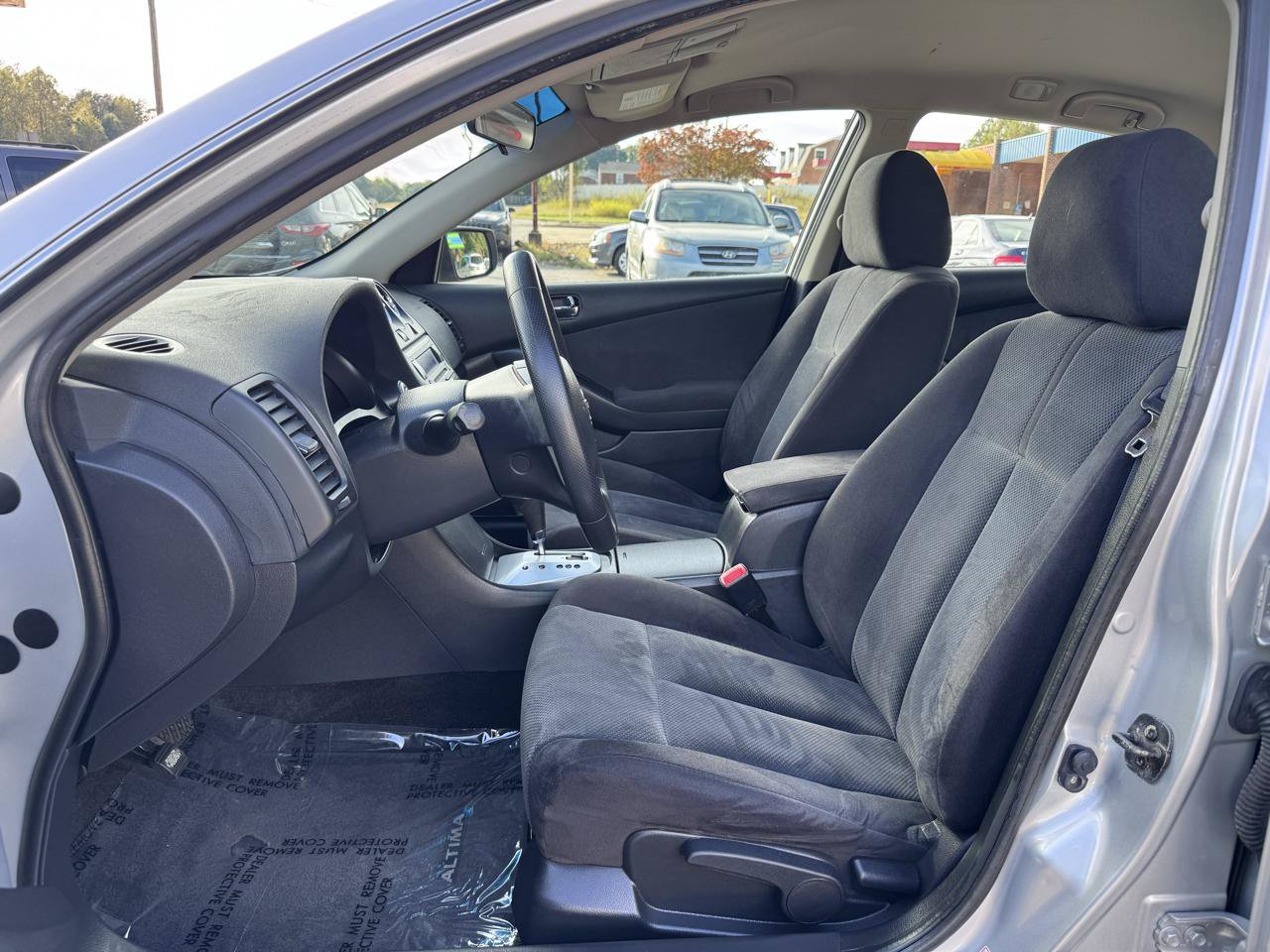 Used 2007 Nissan Altima 2.5 S w/ Emergency Aid Pkg FWD image 10