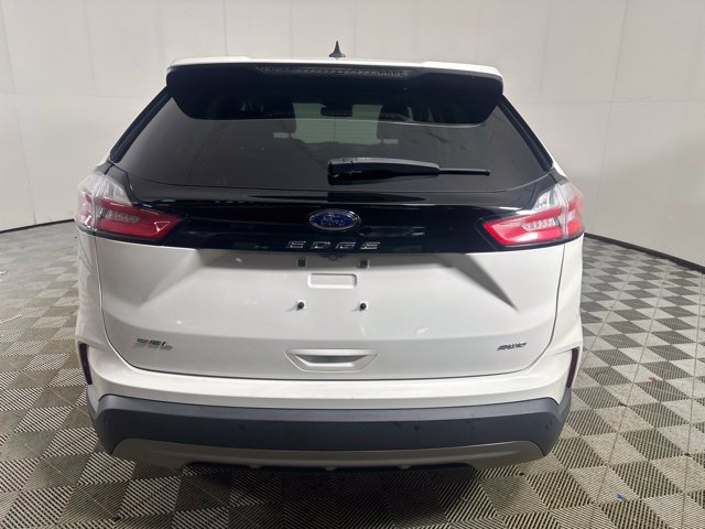 Used 2021 Ford Edge SEL w/ Convenience Package AWD/4WD image 6