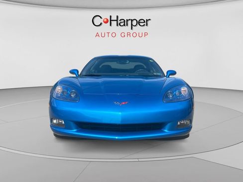 Used 2011 Chevrolet Corvette Coupe w/ 1LT RWD image 8