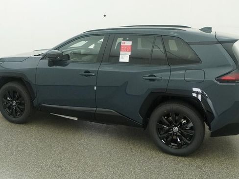 New 2026 Toyota RAV4 SE AWD/4WD image 4