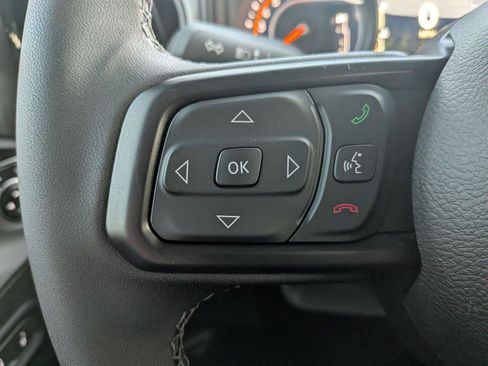 New 2025 Jeep Gladiator Sport AWD/4WD image 13