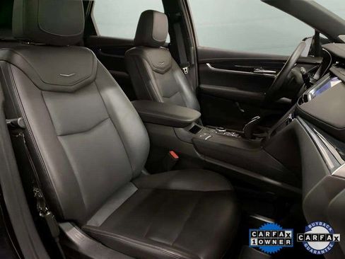 Used 2025 Cadillac XT5 Premium Luxury image 88