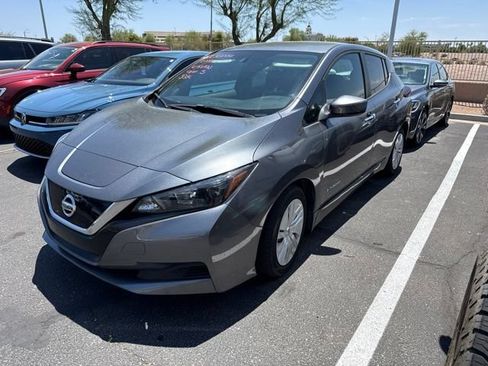 Used 2018 Nissan Leaf S w/ S Charge Package FWD image 2