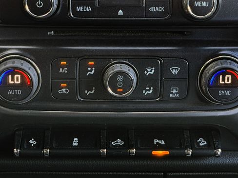 Used 2015 Chevrolet Silverado 1500 LT w/ All Star Edition AWD/4WD image 9