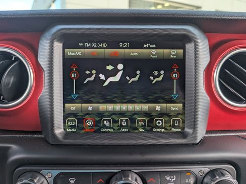 Used 2022 Jeep Wrangler Rubicon image 26